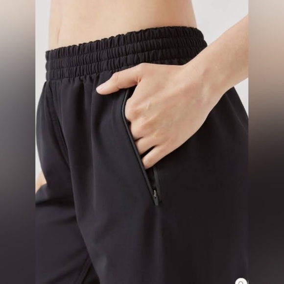 Outdoor Voices RecTrek Pants | Size S in Black - Picture 3 of 4